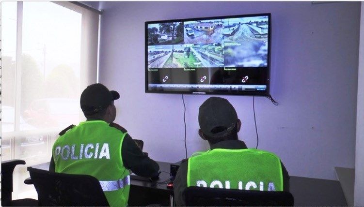 La solución implementada en Bojacá permitió además impactar las cifras de seguridad, disminuyendo 423 robos y venta de drogas desde el despliegue de la nueva plataforma inalámbrica.