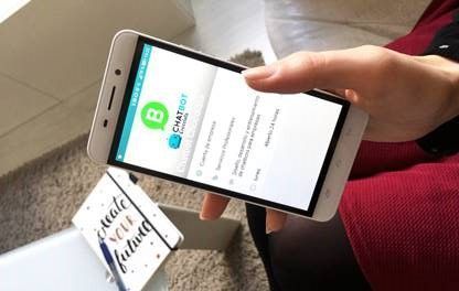 los chatbots ahorrarán 11.000 millones de dólares a los sectores de retail, banca y salud en 2023.