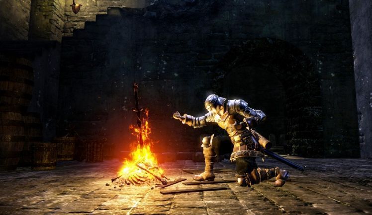 DARK SOULS Trilogy ha sido calificado “M” para público adulto por la ESRB y estará disponible para PlayStation 4 y Xbox One el 19 de octubre por un precio de 79,99 dólares.