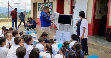 Samsung Colombia y Grupo Nutresa a través de su Fundación suman esfuerzos para potenciar el aprendizaje mediante recursos y herramientas tecnológicas en las comunidades productoras de café de Antioquia.