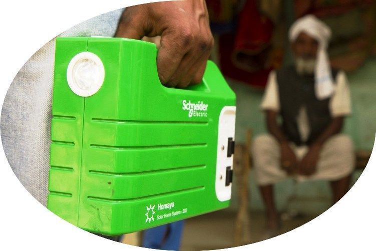 Homaya, soluci&oacute;n de energ&iacute;a solar, proporciona acceso a la electricidad de forma segura, fiable y sostenible en zonas remotas que viven con acceso limitado a la electricidad o que no disponen de ella.
