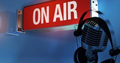 La radio online ha tenido que lograr la confluencia de nuevos formatos, contenidos, narrativas y lenguajes para llegar a sus propios públicos. Análisis de Alberto Sierra.