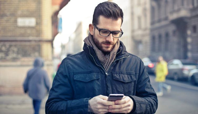 Cuando se trata de eventos que requieren que los empleados trabajen de formas nuevas debido a circunstancias imprevistas, mantenerse en contacto con ellos y comunicar informaci&oacute;n de manera eficiente a cientos o potencialmente miles es vital para mantener la continuidad del negocio.