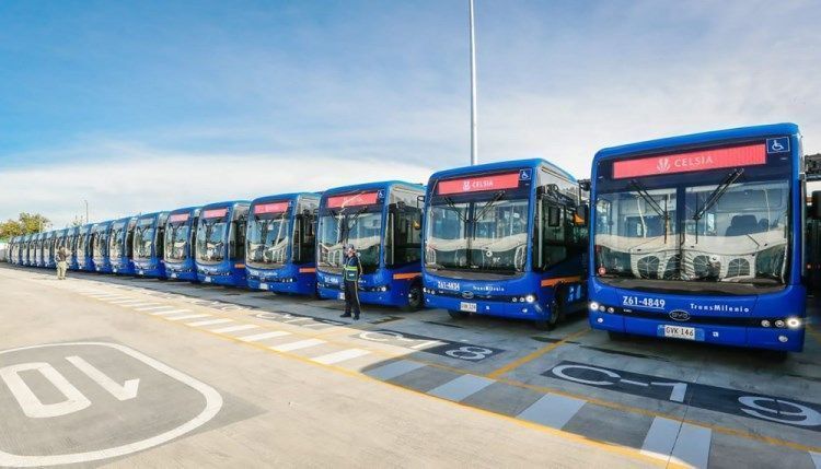 BYD se adjudicó licitación por 1.002 unidades de buses en Bogotá, superando tecnologías diésel y de gas natural.