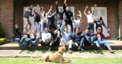 La solución principal son pequeños datáfonos que se pueden adquirir por menos de 50 mil pesos y que se activan en minutos