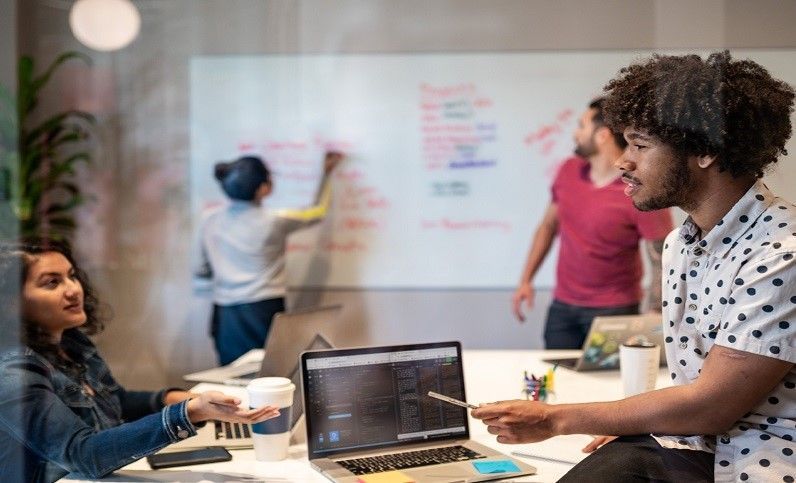 VMware anunci&oacute; los resultados del estudio sobre la relaci&oacute;n entre los equipos de TI, seguridad y desarrollo a medida que las organizaciones adoptan un modelo de seguridad Zero Trust.