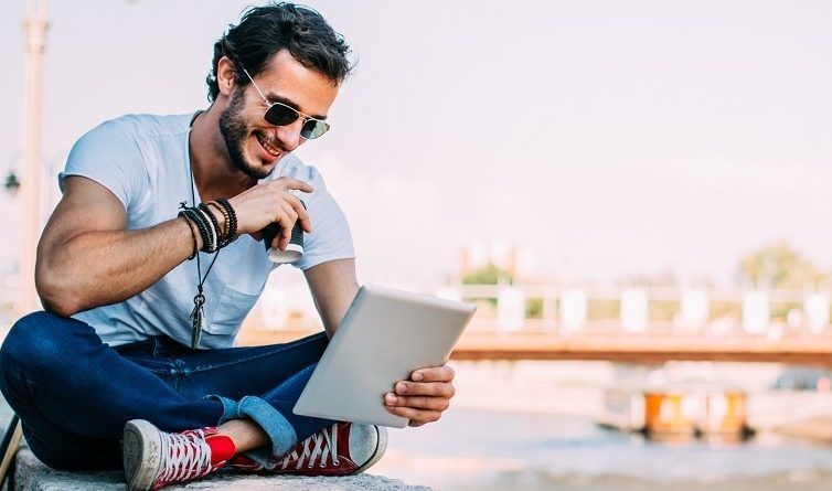El mundo está viviendo la economía de la experiencia, y todos aquellos que traten con clientes deberían brindar experiencias totales y memorables.
