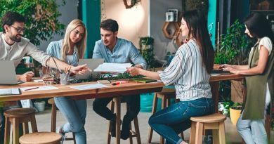 Si estás buscando comprar productos ecológicos, ahora es el momento: Acer Aspire Vero, Kit básico de bombillas inteligentes Philips Hue White and Color, Baterías recargables Panasonic Eneloop y BioLite SolarHome 620.