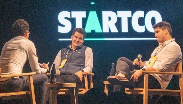 El formato, que simulaba un ring de boxeo, atrajo a cerca de 10.500 personas durante dos días en Medellín, cerrando negocios por más de US $12 millones.