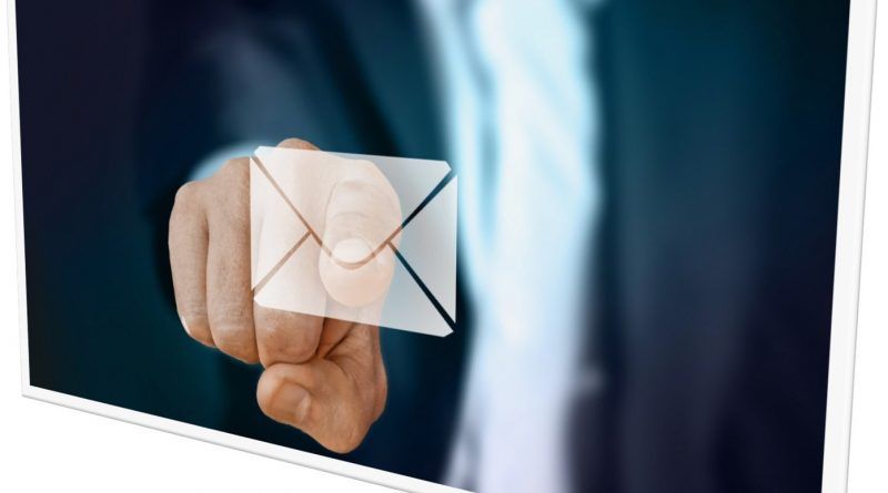 Los actores maliciosos continuan favoreciendo el correo electrónico como un vector de ataque de bajo esfuerzo, pero de alto impacto para diseminar malware.
