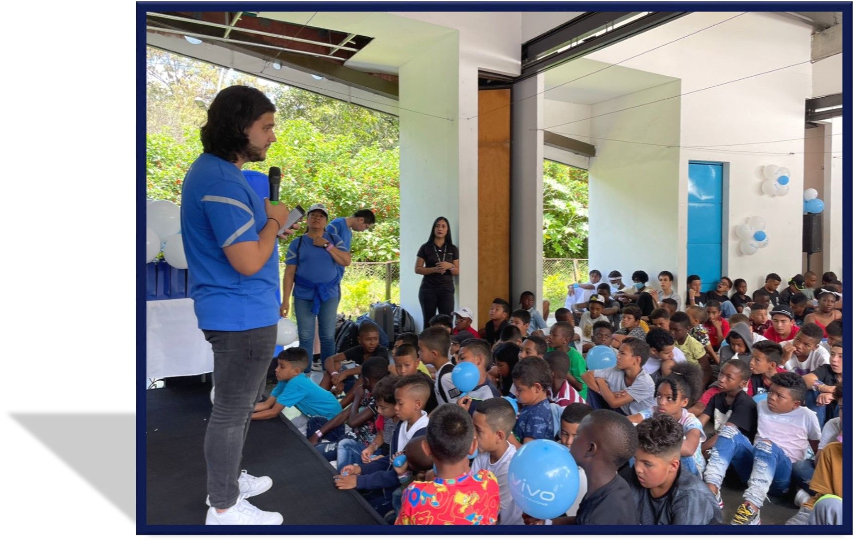 En el marco de esta alianza, se realizar&aacute;n diferentes capacitaciones a ni&ntilde;os, adolescentes, j&oacute;venes y madres cabeza de familia, que les permitir&aacute;n potenciar sus habilidades, haciendo uso de la tecnolog&iacute;a.