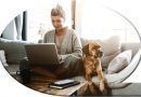 Esta modalidad de trabajo se convirtió en tendencia durante la pandemia de Covid-19. Se espera que en el 2023 los espacios de coworking y el trabajo híbrido tomen más fuerza, pero ahora por otros factores.
