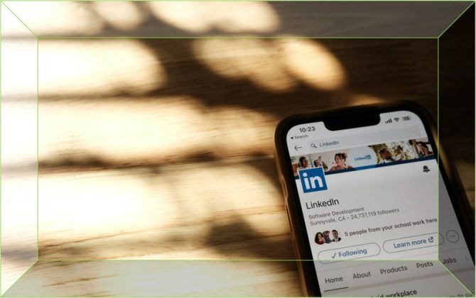 Las nuevas din&aacute;micas laborales globales han modificado en gran medida las expectativas de los trabajadores en todo el mundo, quienes ante el paulatino regreso a las oficinas y, en medio de coyunturas como la inflaci&oacute;n y la devaluaci&oacute;n de las monedas locales, buscan empleos que les brinden seguridad, buena remuneraci&oacute;n, estabilidad y, adem&aacute;s, les garanticen un sano equilibrio entre su vida personal y su jornada de trabajo.
