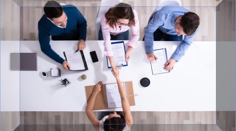 Este tipo de vinculación laboral permite conformar equipos de trabajo altamente capacitados en tiempos cortos. Industria, comercio, transporte, construcción e inmobiliario son los sectores con mayor cantidad de empleos temporales.