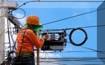 Solo el 27% de los hogares colombianos cuenta con la tecnolog&iacute;a de fibra &oacute;ptica al hogar en su servicio de internet, aunque la fibra &oacute;ptica viene siendo reconocida como el presente y el futuro de la conectividad.