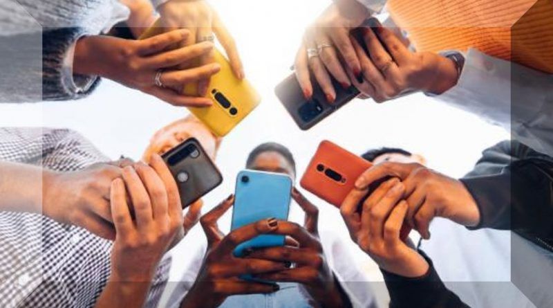 El uso de herramientas tecnológicas en los celulares ha impulsado la inclusión financiera, la adopción de productos y apunta a ser la clave para la correcta implementación del modelo de datos abiertos que propone la Superintendencia Financiera.