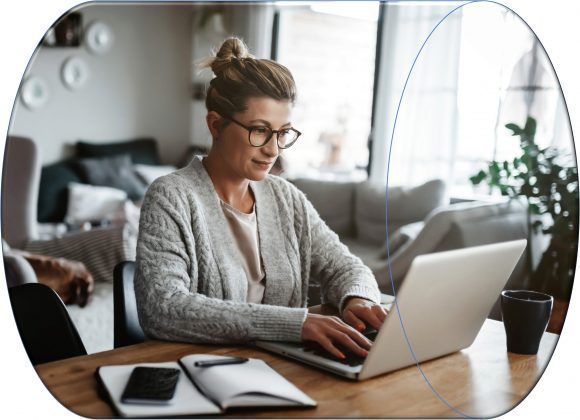 El futuro del trabajo tiene una clara tendencia hacia los modelos h&iacute;brido y de teletrabajo, con un creciente uso de espacios virtuales que est&aacute;n soportados por tecnolog&iacute;a como el escenario principal para el intercambio entre los colaboradores.