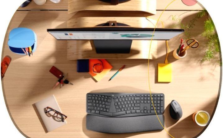 De acuerdo con un estudio de Logitech, el 58% de las personas que actualmente trabajan desde casa tienen que sentarse en una posición incómoda para poder estar frente a la cámara durante las reuniones de video, y un 69% presenta molestias físicas recurrentes.