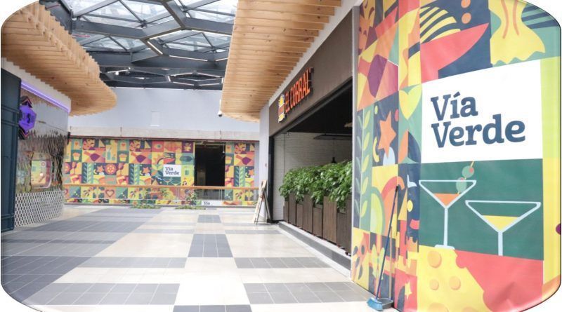 Tras un año de ingresar a esta plataforma, Vía Verde se destaca en el Metaverso ofreciendo una experiencia gastronómica inmersiva e interactiva, en el centro comercial Plaza de las Américas de Bogotá.