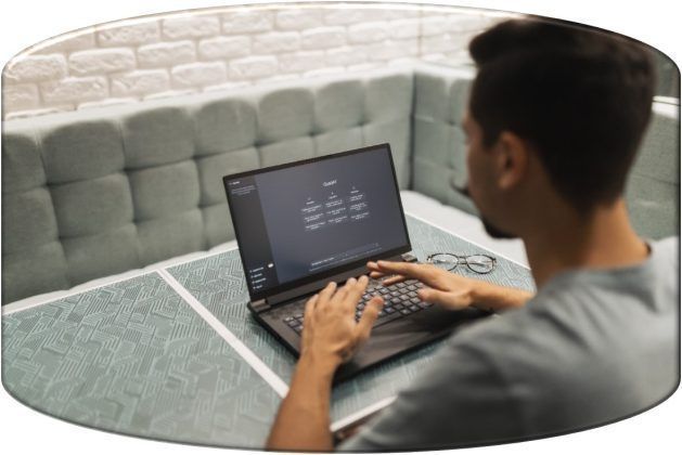 La Inteligencia Artificial est&aacute; transformando la industria de seguros al impulsar la eficiencia, la personalizaci&oacute;n y la gesti&oacute;n de riesgos hacia un nuevo horizonte de innovaci&oacute;n.