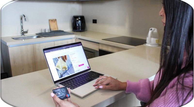 Amazon, GoTrendier, SHEIN y Mercado Libre se sitúan en cabeza como las marcas líderes en estos segmentos, según la percepción de los consumidores en la encuesta realizada por Netquest en el primer semestre de 2023.