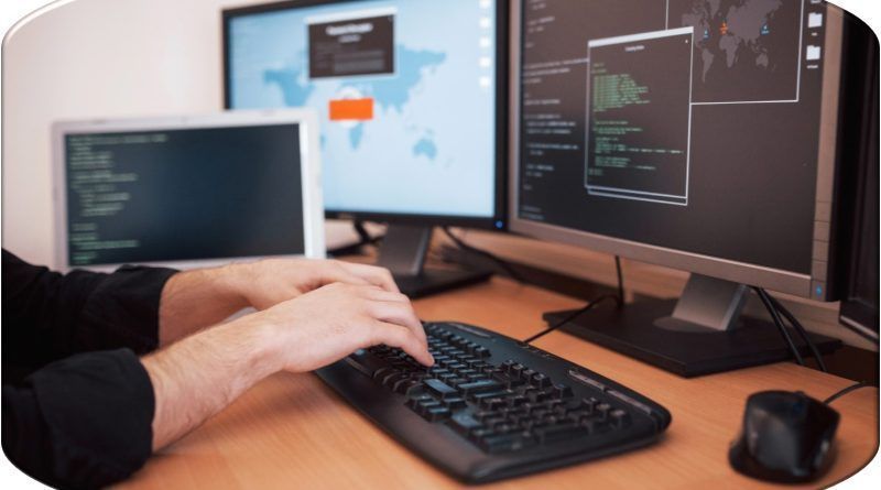 Las compañías EPAM y Google anunciaron una nueva alianza centrada en el desarrollo y despliegue de soluciones cloud-native, impulsadas por inteligencia artificial (IA) en la plataforma de Google Cloud.