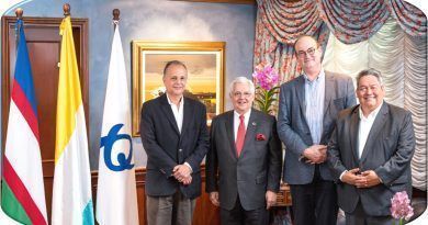 Tecnoquímicas (TQ) confirmó la donación de dos mil millones de pesos colombianos a la Pontificia Universidad Javeriana de Cali, con el fin de impulsar su proyecto educativo, especialmente sus programas y estrategias de formación médica y en ciencias de la Salud.