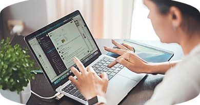 Con la tecnología avanzando rápidamente y las fronteras geográficas desvaneciéndose, el dominio del inglés actúa como un puente lingüístico, uniendo a profesionales de diversas culturas y regiones.