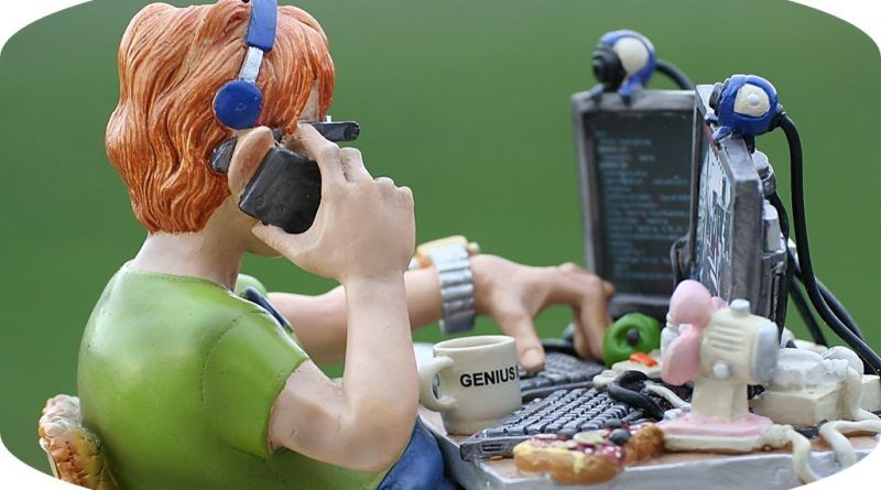 El 2023 estuvo marcado por el asentamiento de la inteligencia artificial (IA) como guía de la evolución tecnológica de las empresas. Todas las tendencias de las que podemos hablar de cara a 2024 tienen en su centro el desarrollo de una estrategia basada en IA y en automatización.
