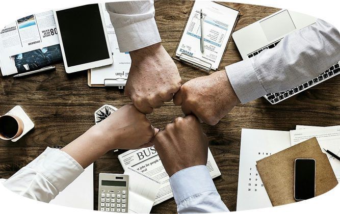 Sin barreras de seguridad adecuadas, el uso de IA generativa en el desarrollo de software generar&aacute; m&aacute;s c&oacute;digo de mala calidad en las aplicaciones, lo que aumentar&aacute; el riesgo de interrupciones del servicio.
