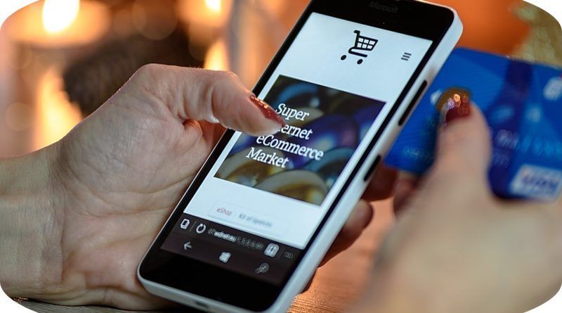 El comercio electrónico creció un 21% durante el 2023. Las compras con tarjetas de crédito fueron las protagonistas, con el 58% de las ventas y un crecimiento del 17%. La facturación correspondiente a extranjeros en Colombia representó el 18% del total facturado y creció un 36% el año pasado.