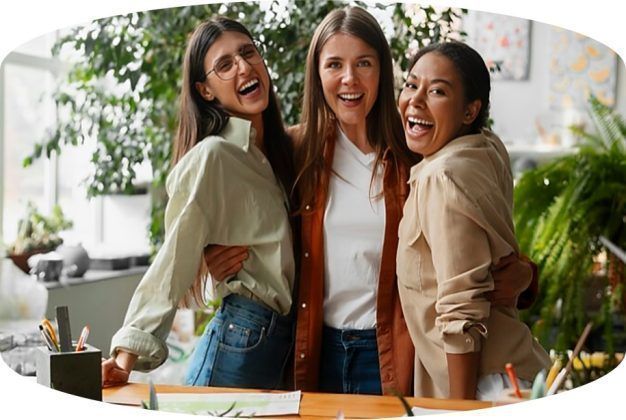 Veolia Colombia cuenta con 8,990 colaboradores, de los cuales 2,407 son mujeres representando un 26,7% de participaci&oacute;n femenina en cargos tanto directivos como operativos.