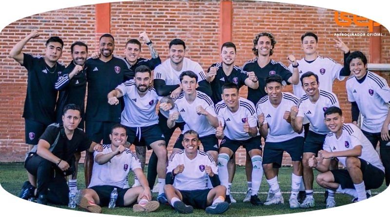 El youtuber Germán Garmendia, durante las transmisiones en vivo de la Kings League, dará el 60% de descuento para que los jóvenes colombianos puedan estudiar un pregrado online.