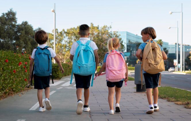 Te contamos por qu&eacute; el calzado y los accesorios de calidad son esenciales para garantizar un regreso a clases seguro y exitoso. Aprende sobre su impacto en el rendimiento acad&eacute;mico y f&iacute;sico.
