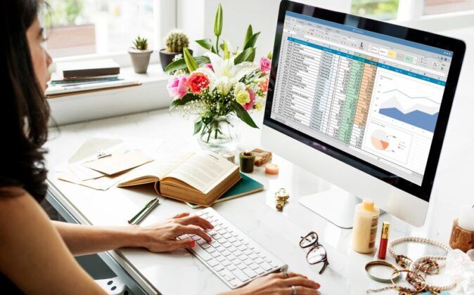 Simetrik logr&oacute; un crecimiento anual del 105% en 2024 gracias a su apuesta por la innovaci&oacute;n en soluciones financieras. La empresa colombiana sigue liderando el mercado con su enfoque en Inteligencia Artificial y automatizaci&oacute;n.