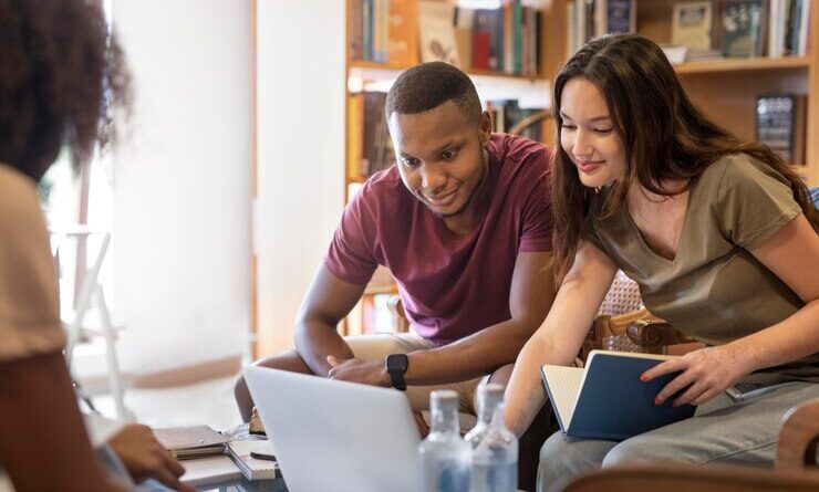 La Universidad de La Sabana (Colombia) sigue a la vanguardia en innovación educativa gracias a su colaboración con Oracle, optimizando procesos académicos y administrativos con tecnologías avanzadas como la nube y la inteligencia artificial.