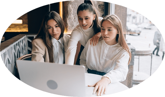 El liderazgo femenino en fintech y publicidad digital está marcando un cambio profundo en estas industrias. Las mujeres están impulsando la innovación, la inclusión y la equidad, transformando los sectores clave hacia un futuro más diverso y accesible.