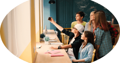 La implementación de fibra óptica en las instituciones educativas está transformando el aprendizaje, brindando acceso a información global y optimizando recursos. Este avance tecnológico mejora la conectividad de las aulas, facilita la colaboración docente y promueve una enseñanza más sostenible y moderna.
