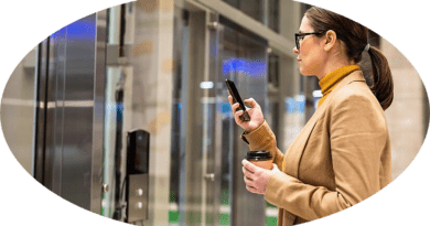 El mercado de las cerraduras inteligentes en Colombia crece rápidamente, impulsado por la adopción de tecnologías avanzadas. Conoce las ventajas de estos dispositivos y cómo contribuyen a un acceso remoto, control de visitas y protección constante.