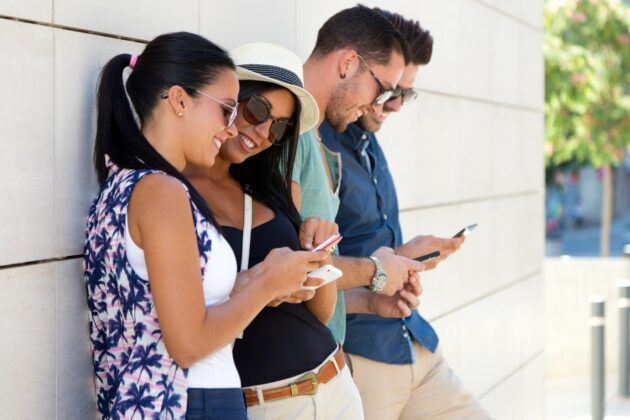 En el D&iacute;a Internacional del Internet Seguro, aprende c&oacute;mo proteger tu smartphone ante el creciente n&uacute;mero de ciberataques. Eres la primera l&iacute;nea de defensa de tu privacidad digital.