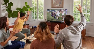 Disfruta del Super Domingo con una experiencia auditiva única. Descubre cómo el sonido juega un papel crucial en la transmisión del campeonato de fútbol americano y cómo se puede transformar cada jugada en un espectáculo.