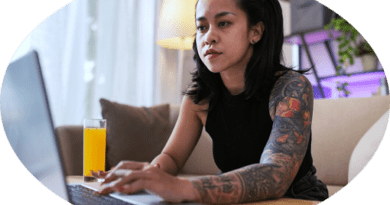 El nuevo manual de Coursera para Colombia propone acciones concretas para reducir la desigualdad de género en el sector de la GenAI, destacando la necesidad de un ecosistema tecnológico inclusivo.