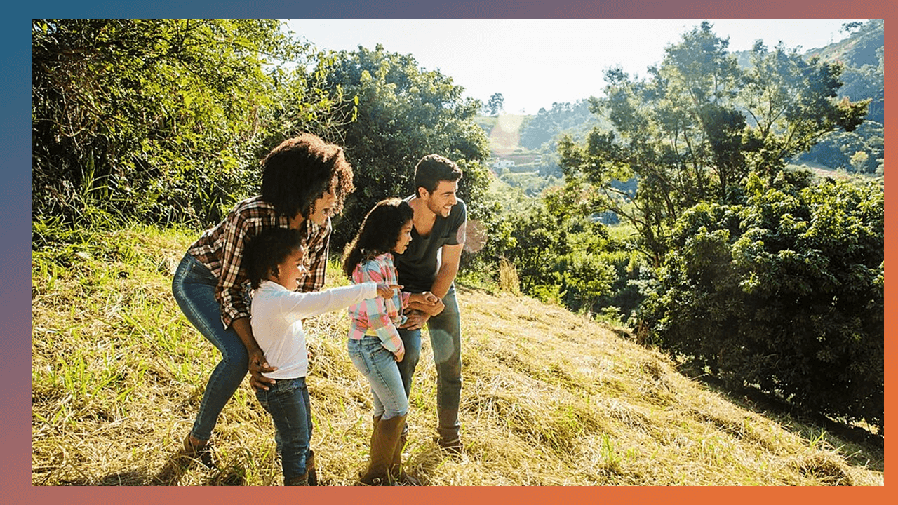 La conexi&oacute;n con la naturaleza, a trav&eacute;s de la biofilia, impacta positivamente en la salud mental, promoviendo la resiliencia y reduciendo los efectos del cambio clim&aacute;tico.